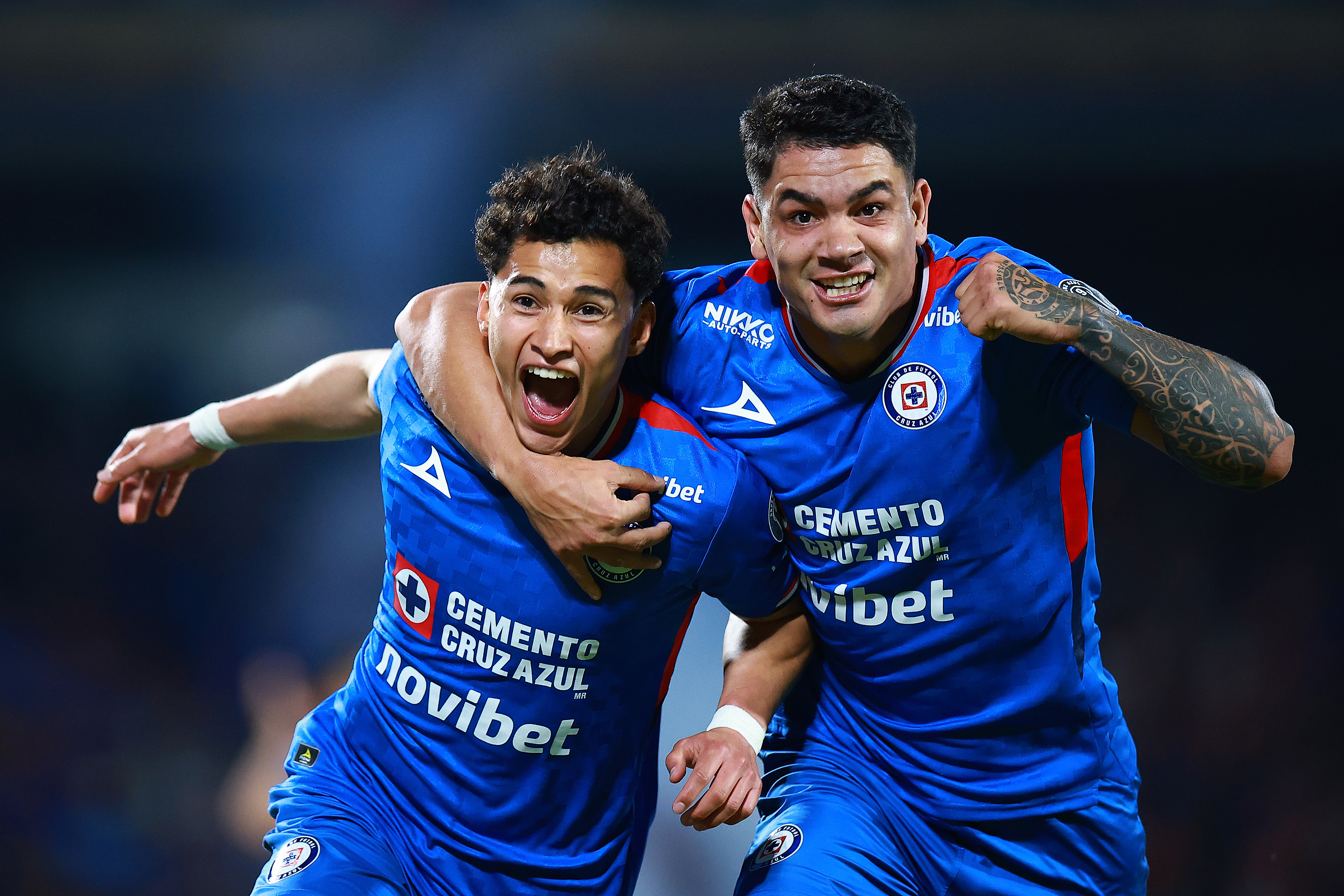Jugadores de Cruz Azul durante un partido de Liga MX